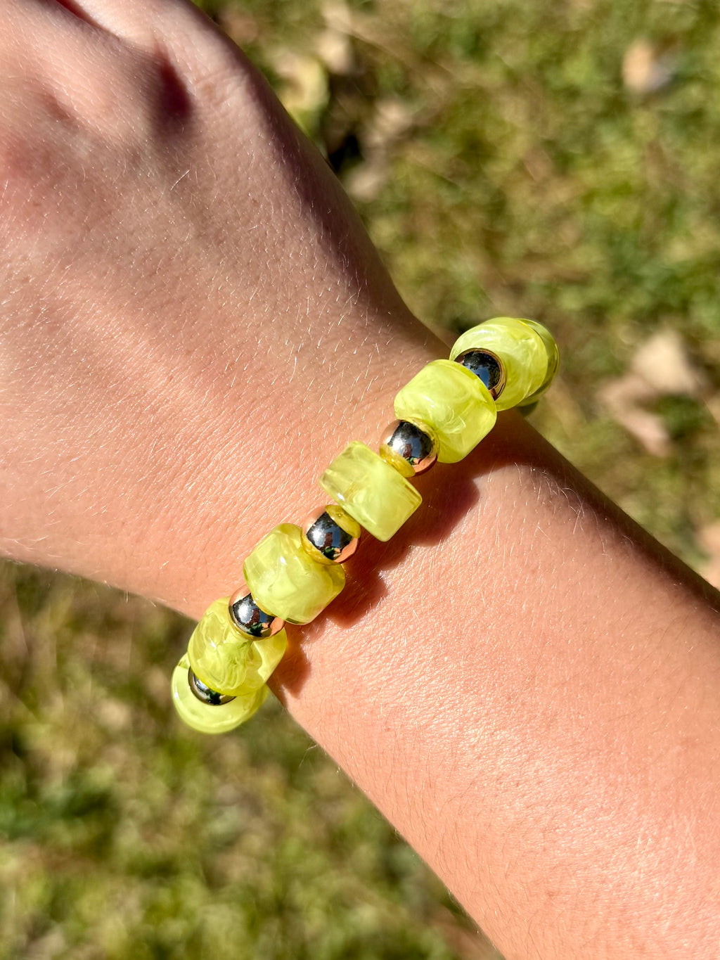 Chunky Elastic Beaded Bracelet